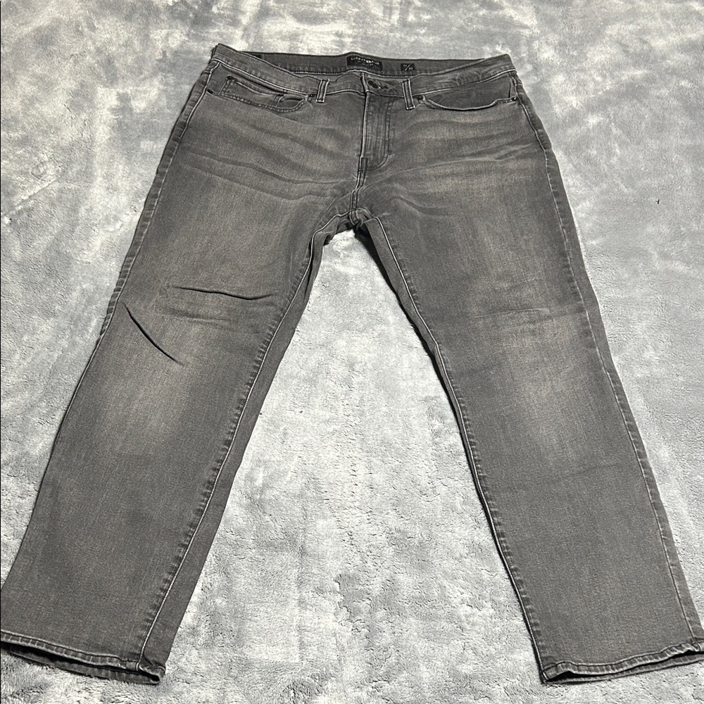 Lucky Brand Men’s Slim Straight Jeans